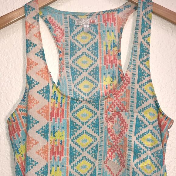 Gianni Bini Aztec Southwestern Tank Top Pastel Spring Vacation Resortwear - Picture 2 of 5